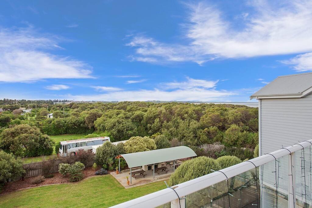 Four Bedroom Beachside Apartment Warrnambool Exterior foto